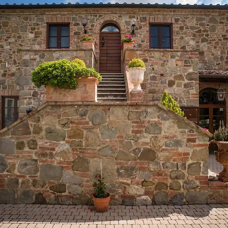 Poggio Paradiso & 4* Montefollonico