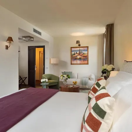Poggio Paradiso & 4* Montefollonico