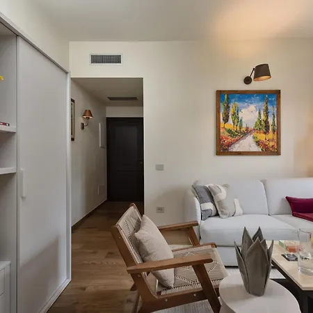 Poggio Paradiso & 4* Montefollonico