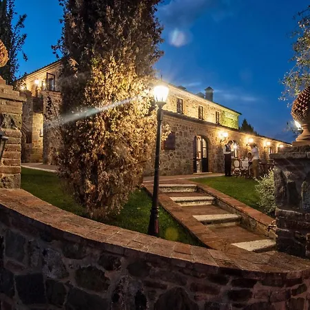Poggio Paradiso & 4* Montefollonico