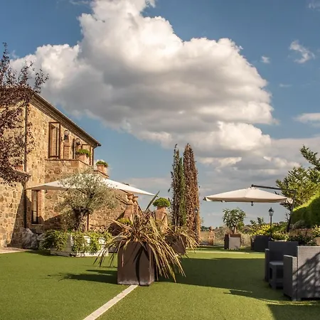 Курортный комплекс Poggio Paradiso & Montefollonico