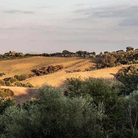 Poggio Paradiso & 4*