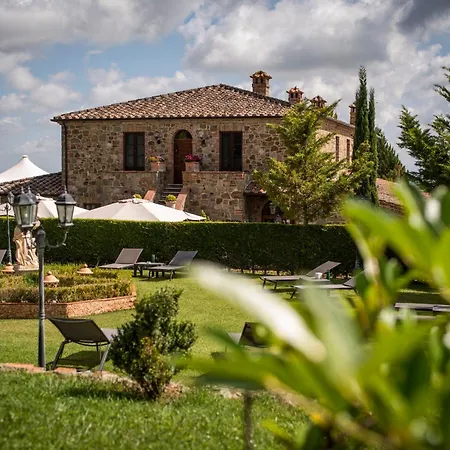 Poggio Paradiso & 4* Montefollonico