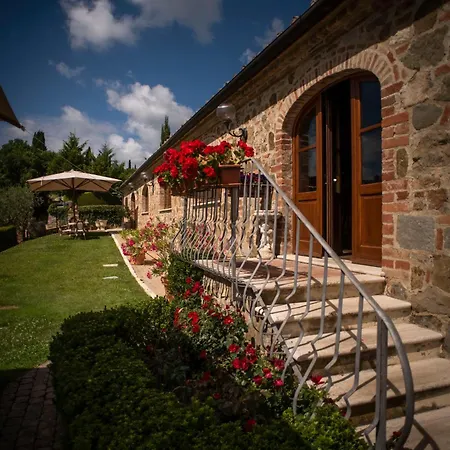 Poggio Paradiso & 4*