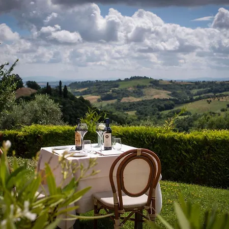 Poggio Paradiso & Montefollonico