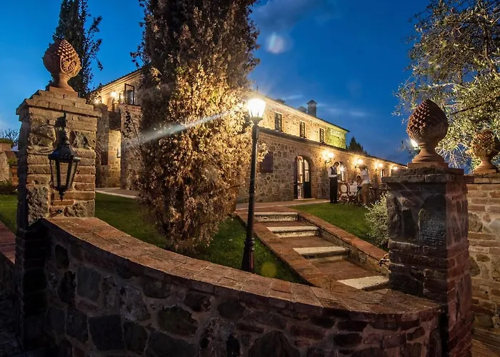 Poggio Paradiso & 4* Montefollonico