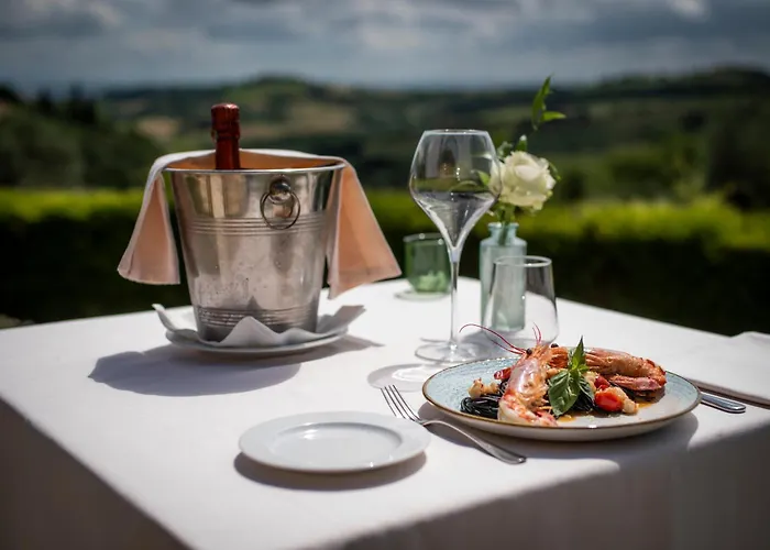 Poggio Paradiso & Resort Montefollonico