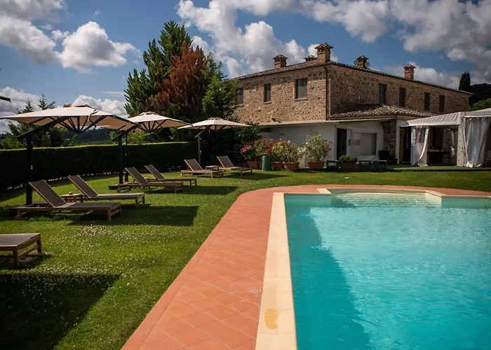 Poggio Paradiso & 4*