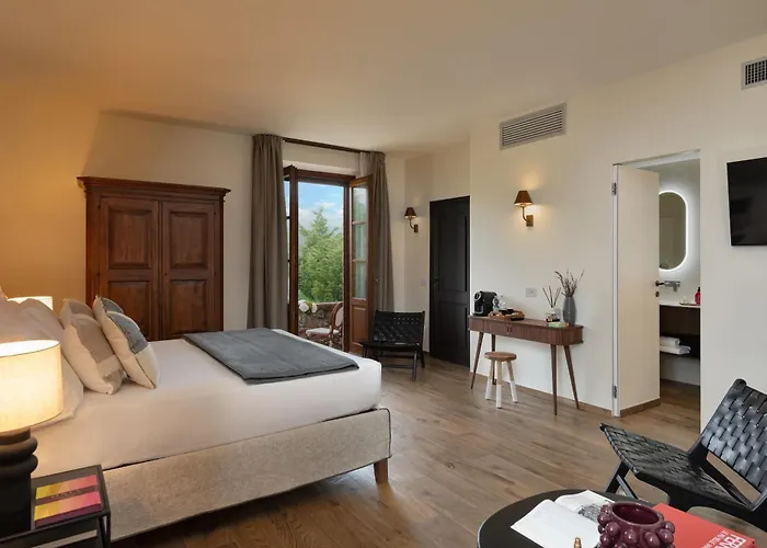 Resort Poggio Paradiso & 4*